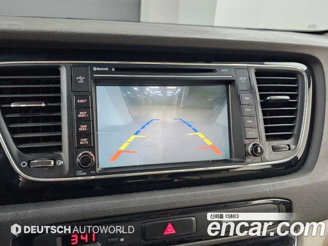 Kia Carnival 9-seater Prestige 2017 — фото 19