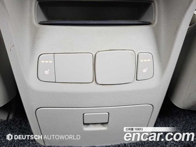 Kia Carnival 9-seater Prestige 2017 — фото 20