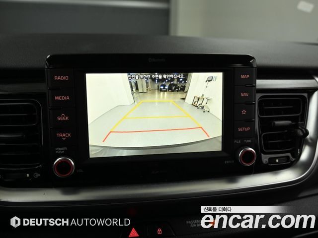Kia Stonic 1.4 Prestige 2018 — фото 19