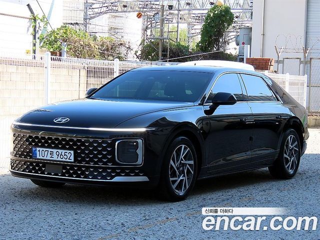 Hyundai Grandeur (GN7) 2,5 Gasoline 2WD Premium 2025 — фото 1