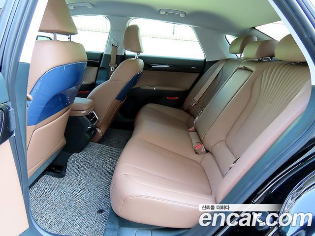 Hyundai Grandeur (GN7) 2,5 Gasoline 2WD Premium 2025 — фото 10
