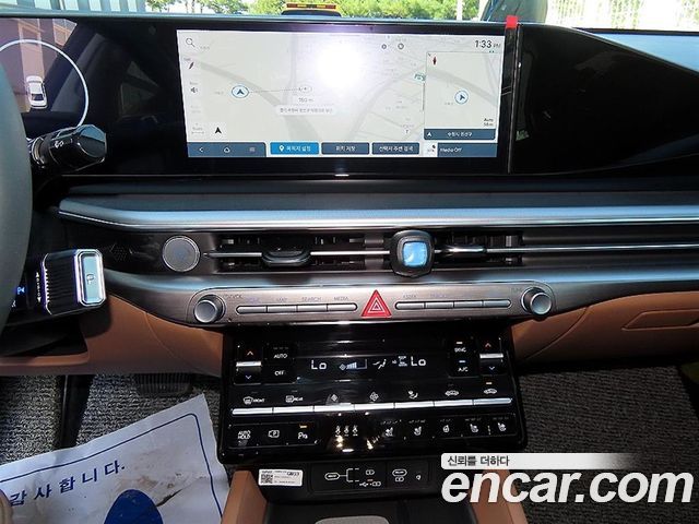 Hyundai Grandeur (GN7) 2,5 Gasoline 2WD Premium 2025 — фото 21