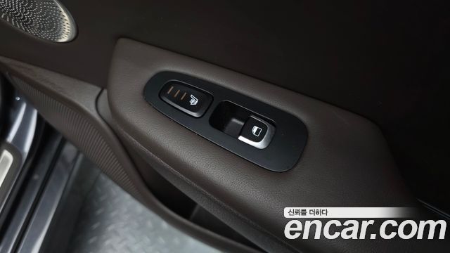 Kia Stinger 2.0 Turbo AWD Dream Edition 2018 — фото 29