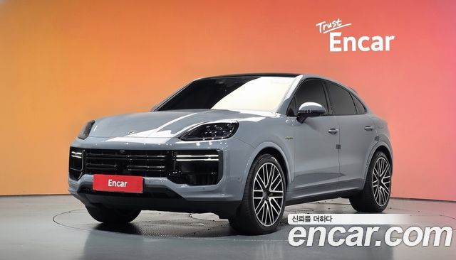 Porsche Cayenne (PO536) 4.0 Turbo E-hybrid Coupe