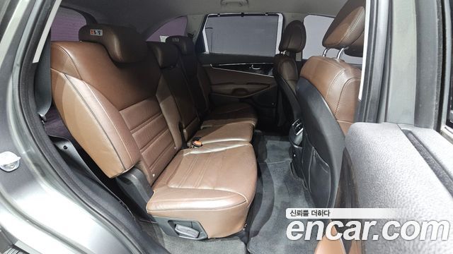 Kia Sorento Diesel 2.2 2WD Noblesse Special 2016 — фото 11