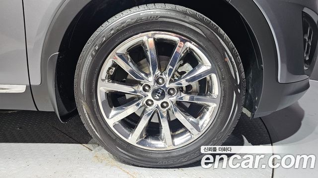 Kia Sorento Diesel 2.2 2WD Noblesse Special 2016 — фото 21