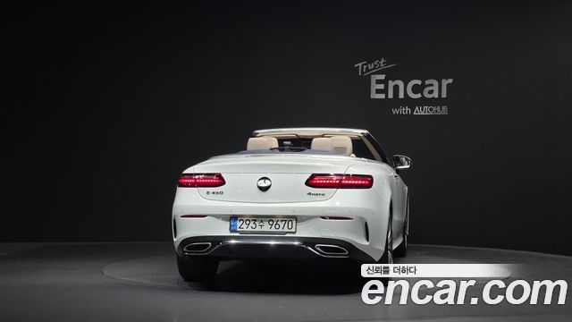 Mercedes-Benz E-Class (W213) E450 4MATIC Cabriolet 2023 — фото 4