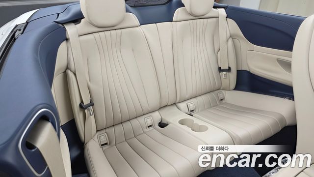 Mercedes-Benz E-Class (W213) E450 4MATIC Cabriolet 2023 — фото 11