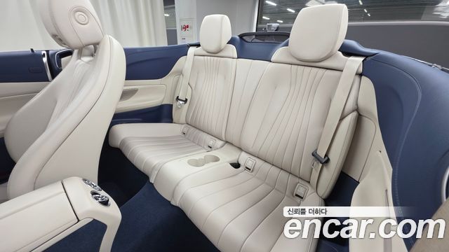 Mercedes-Benz E-Class (W213) E450 4MATIC Cabriolet 2023 — фото 12