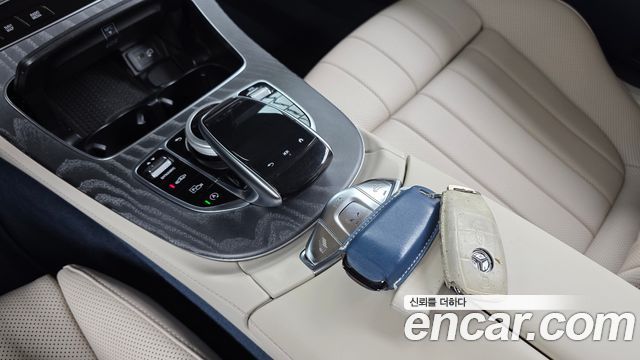 Mercedes-Benz E-Class (W213) E450 4MATIC Cabriolet 2023 — фото 18