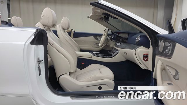 Mercedes-Benz E-Class (W213) E450 4MATIC Cabriolet 2023 — фото 26
