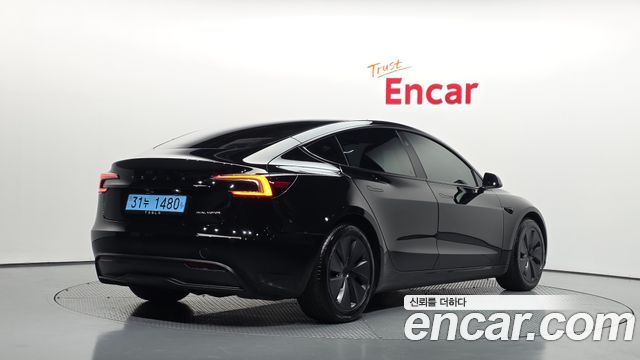 Tesla Model 3 Long Range AWD 2025 — фото 2