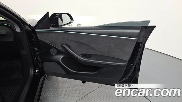 Tesla Model 3 Long Range AWD 2025 — фото 24
