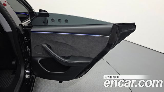 Tesla Model 3 Long Range AWD 2025 — фото 25