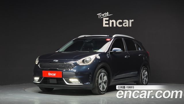 Kia Niro Prestige 2017 — фото 1