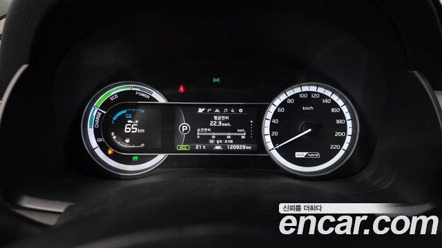 Kia Niro Prestige 2017 — фото 8
