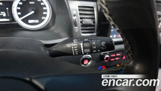 Kia Niro Prestige 2017 — фото 29