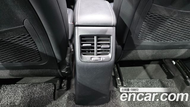 Kia Niro Prestige 2017 — фото 31