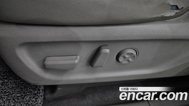 Kia Carnival 9-seater Prestige 2018 — фото 34