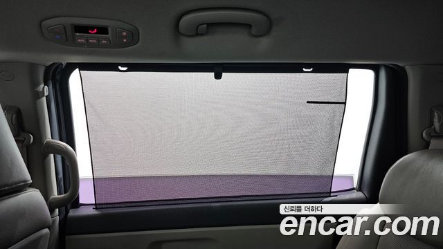 Kia Carnival 9-seater Prestige 2018 — фото 36