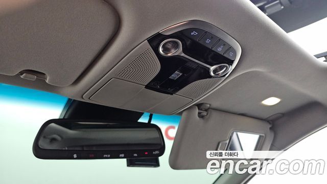 Hyundai Grandeur (IG) 3.0 Exclusive Special 2019 — фото 20