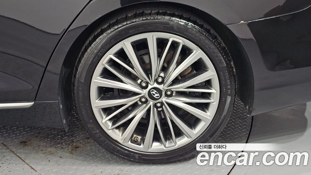 Hyundai Grandeur (IG) 3.0 Exclusive Special 2019 — фото 21