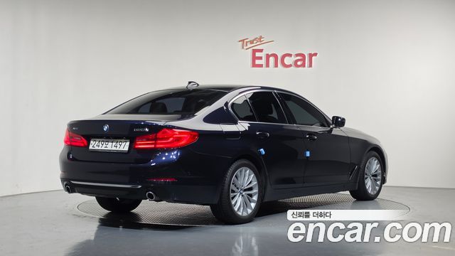 BMW 5 Series (G30) 520d xDrive Luxury Plus 2019 — фото 2