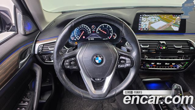 BMW 5 Series (G30) 520d xDrive Luxury Plus 2019 — фото 14