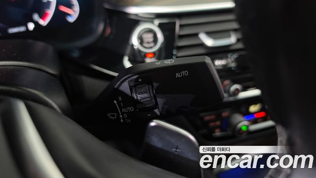 BMW 5 Series (G30) 520d xDrive Luxury Plus 2019 — фото 39