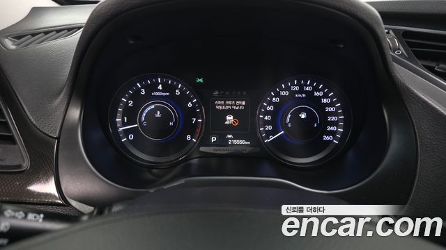 Hyundai Grandeur (HG) HG300 Exclusive Special 2015 — фото 8