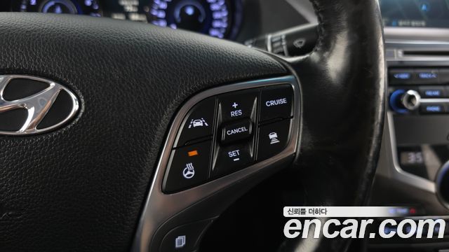 Hyundai Grandeur (HG) HG300 Exclusive Special 2015 — фото 21