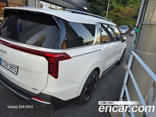 Kia Carnival (IV) HEV 7seater Signature 2025 — фото 2
