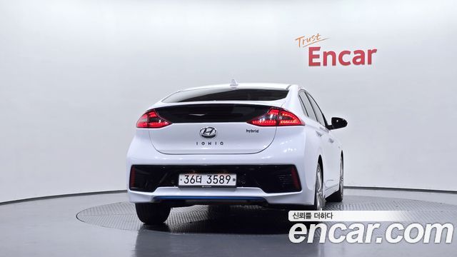 Hyundai Ioniq Hybrid N 2018 — фото 4
