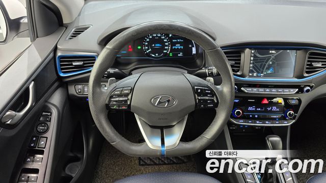 Hyundai Ioniq Hybrid N 2018 — фото 13
