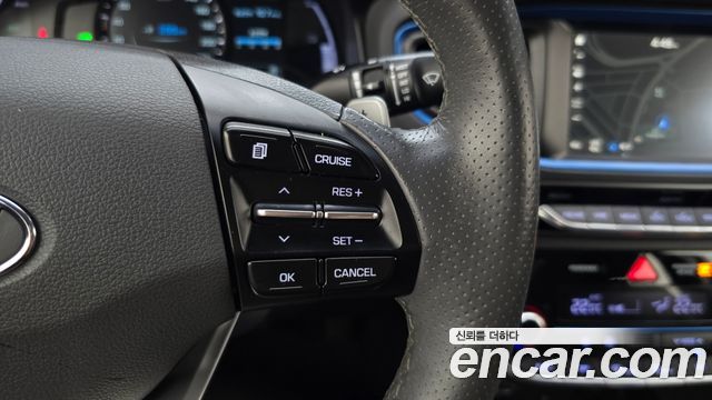 Hyundai Ioniq Hybrid N 2018 — фото 16