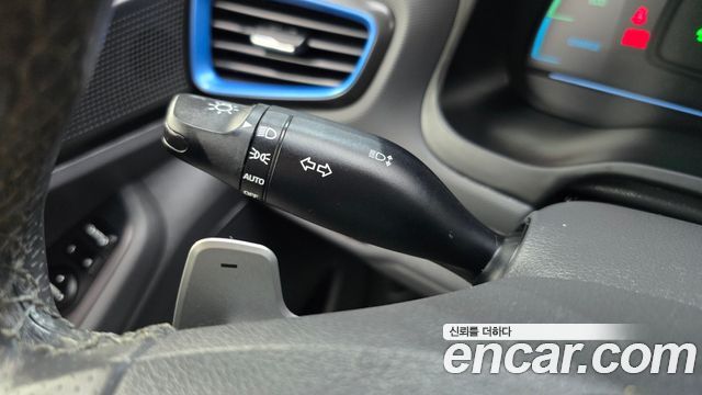 Hyundai Ioniq Hybrid N 2018 — фото 17