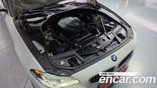 BMW 5 Series (F10) 520d xDrive M Aero Dynamic 2016 — фото 6