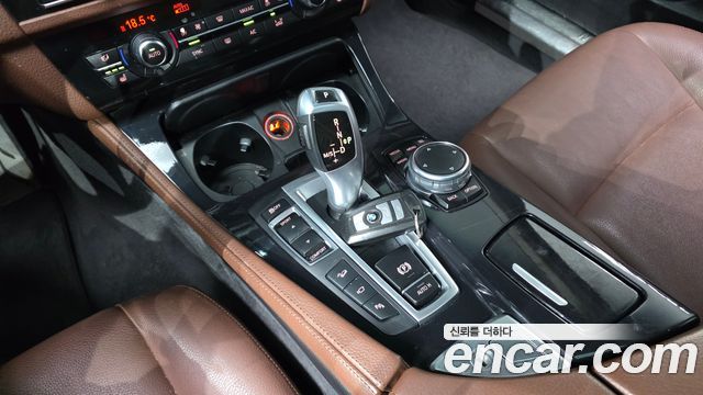 BMW 5 Series (F10) 520d xDrive M Aero Dynamic 2016 — фото 9