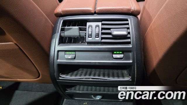 BMW 5 Series (F10) 520d xDrive M Aero Dynamic 2016 — фото 18