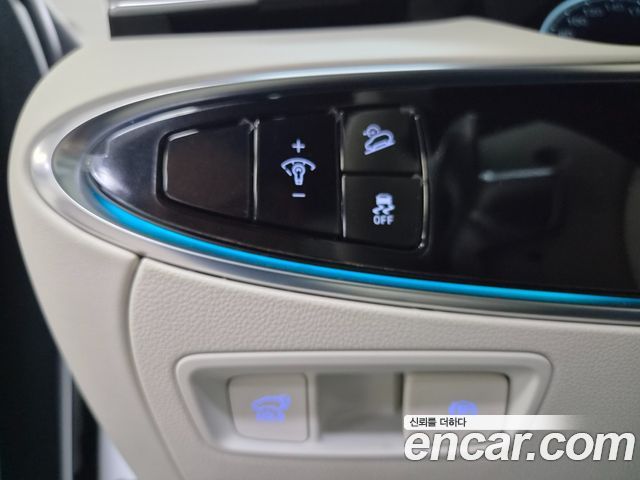 Genesis Electrified (GV70) e-AWD 2024 — фото 10
