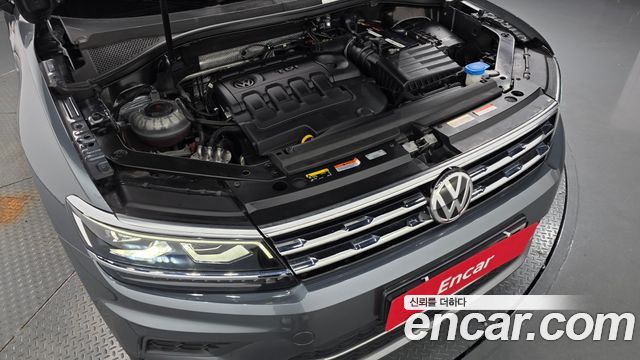 Volkswagen Tiguan Allspace 2.0 TDI Prestige 2020 — фото 6