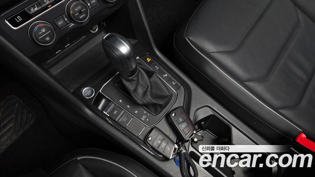 Volkswagen Tiguan Allspace 2.0 TDI Prestige 2020 — фото 9