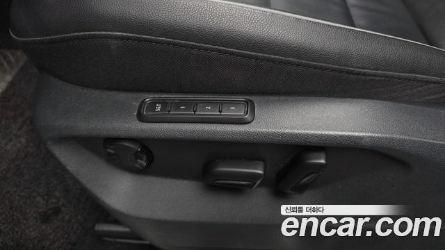 Volkswagen Tiguan Allspace 2.0 TDI Prestige 2020 — фото 32