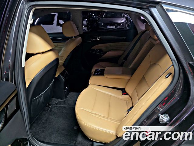 Kia K7 Premier 3.0 GDI Signature 2020 — фото 9