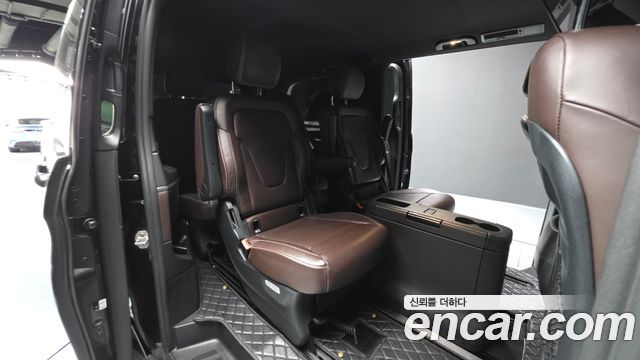 Mercedes-Benz V-Class V250 Bluetec W447 2018 — фото 16