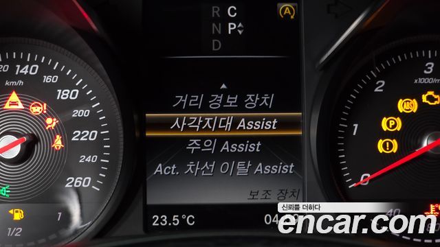 Mercedes-Benz V-Class V250 Bluetec W447 2018 — фото 22
