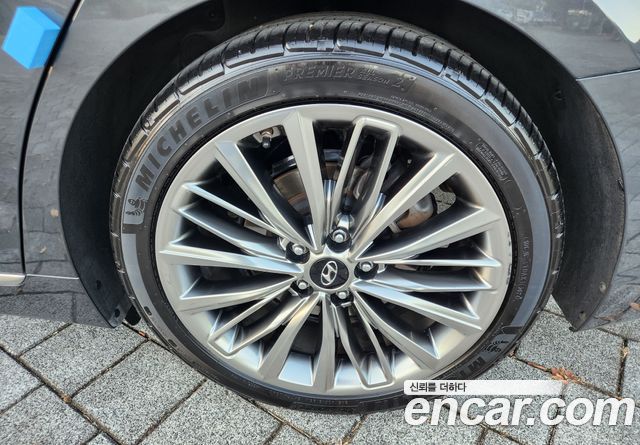 Hyundai Grandeur (IG) 3.0 Exclusive Special 2019 — фото 20
