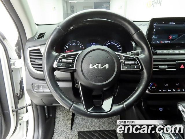 Kia Seltos Gasoline 1.6 Turbo 2WD Prestige 2022 — фото 7