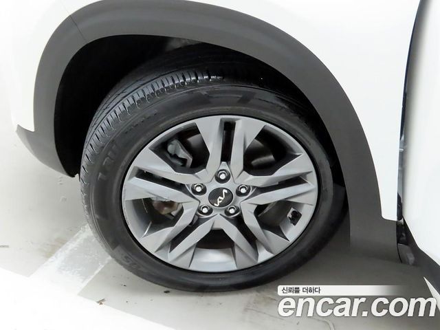 Kia Seltos Gasoline 1.6 Turbo 2WD Prestige 2022 — фото 23