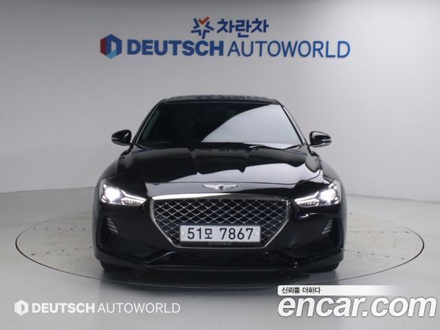 Genesis G70 2.0T Advanced 2018 — фото 1